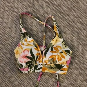Kona Sol Floral Print Bikini Top, Size Medium
